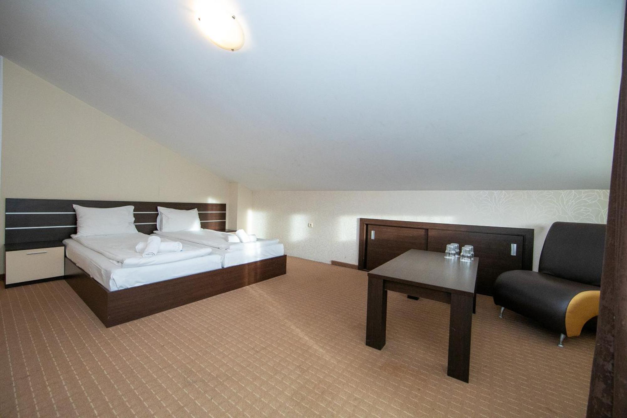 Hotel Iceberg Borovets Esterno foto